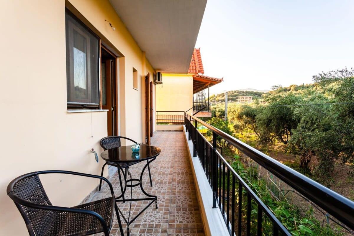 Апартаменты Nelly'S Seaview Retreat - Summer Cozy Getaway Захаро Экстерьер фото